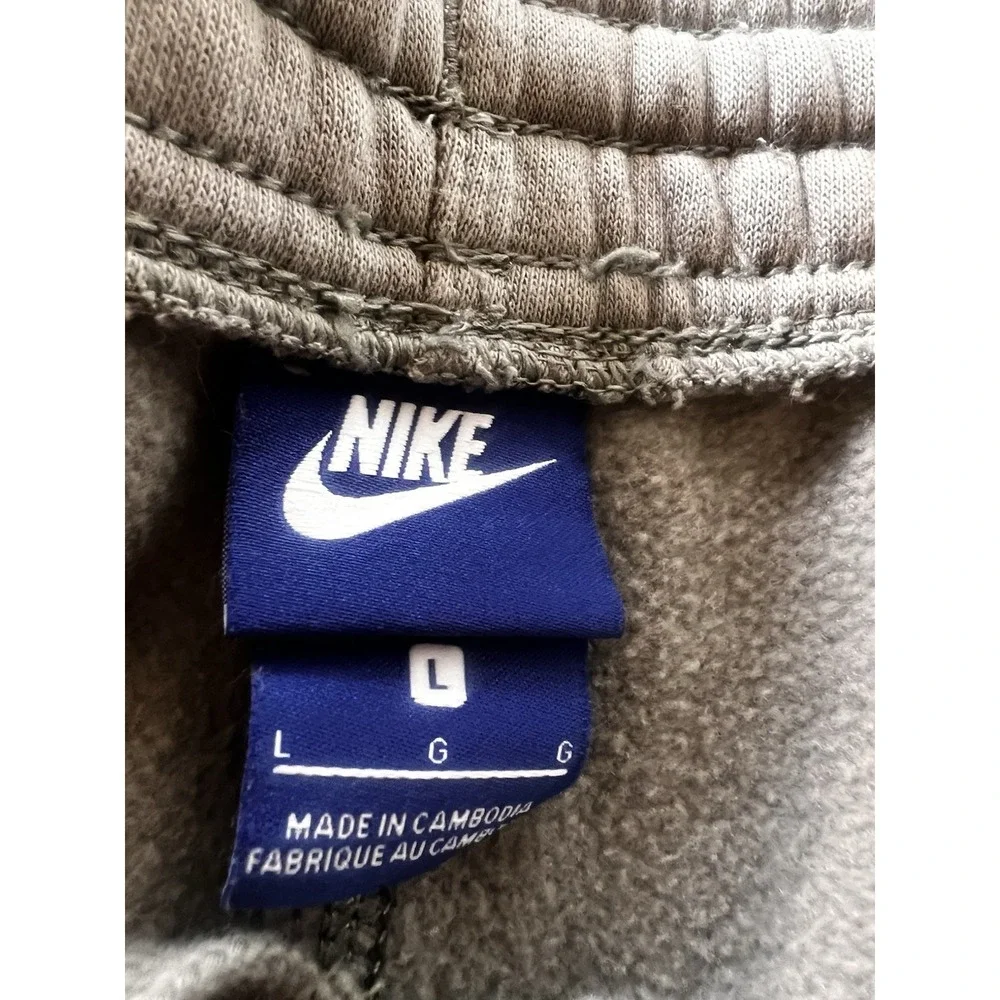 Nike women size